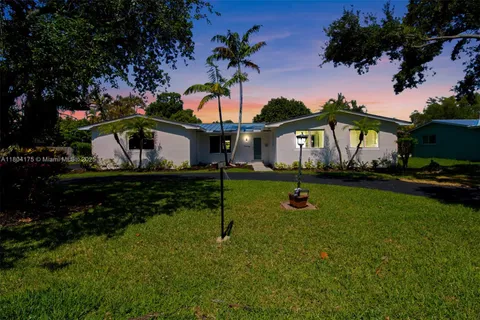 17640 SW 84th Ct, Palmetto Bay FL 33157