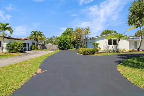 17640 SW 84th Ct, Palmetto Bay FL 33157