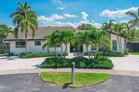 14680 SW 107th Ter, Miami FL 33186