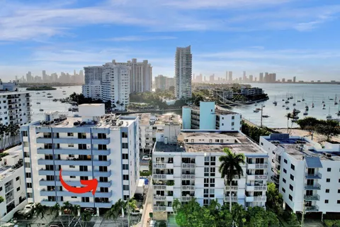 1658 Bay Rd # 303, Miami Beach FL 33139