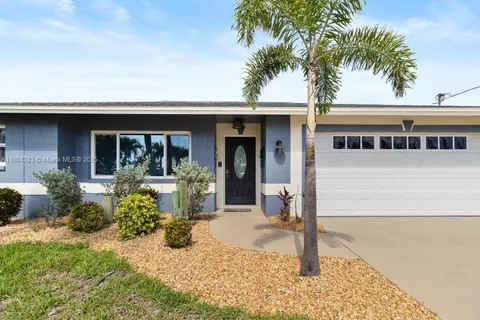 5287 Tiffany Ct, Cape Coral FL 33904