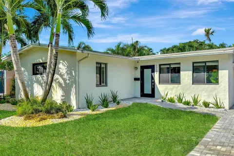 1737 NE 7th Ter, Fort Lauderdale FL 33305
