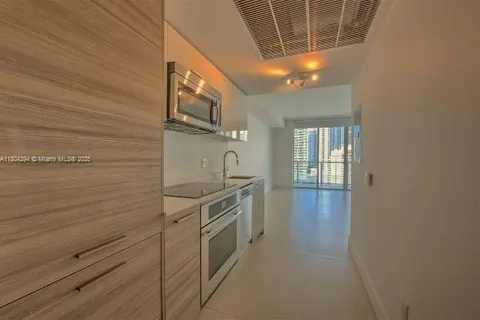 1300 Brickell Bay Dr # 2013, Miami FL 33131