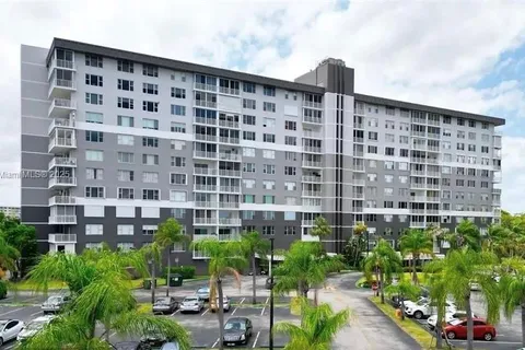 3850 Washington St # 1011, Hollywood FL 33021