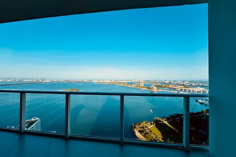 2020 N Bayshore Dr # 3706, Miami FL 33137