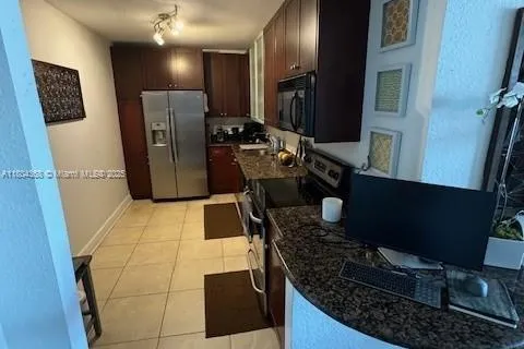 401 69th St # 712, Miami Beach FL 33141