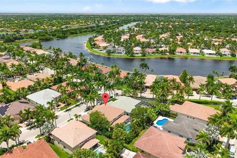1906 Timberline Rd, Weston FL 33327