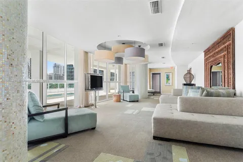 500 NE 29th St # 808, Miami FL 33137