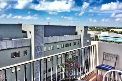 575 Crandon Blvd # 808, Key Biscayne FL 33149