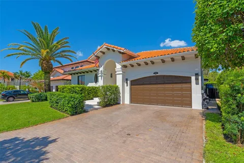 19336 SW 77th Pl, Cutler Bay FL 33157