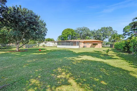 14655 NW River Dr, Miami FL 33167