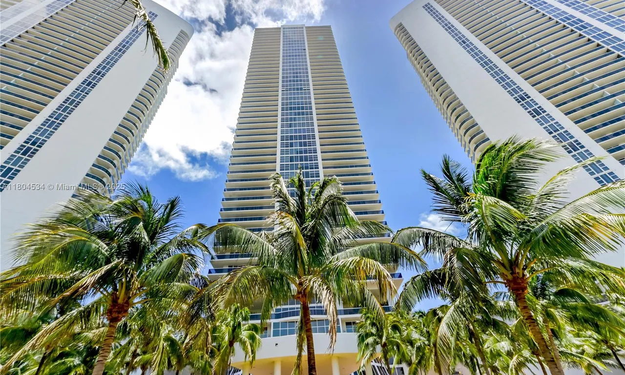 1830 S Ocean Dr # 3804, Hallandale Beach FL 33009
