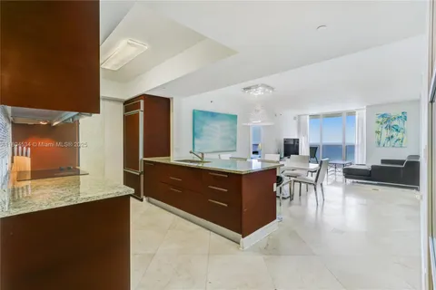 1830 S Ocean Dr # 3804, Hallandale Beach FL 33009