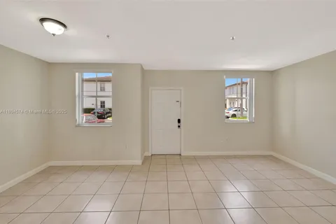 8199 W 36th Ave # 5, Hialeah FL 33018