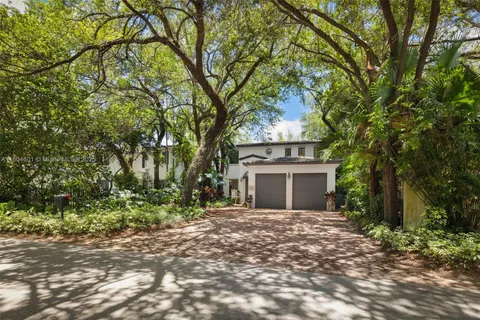 7250 Erwin Rd, Coral Gables FL 33143