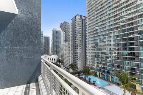 60 SW 13th St # 1602, Miami FL 33130