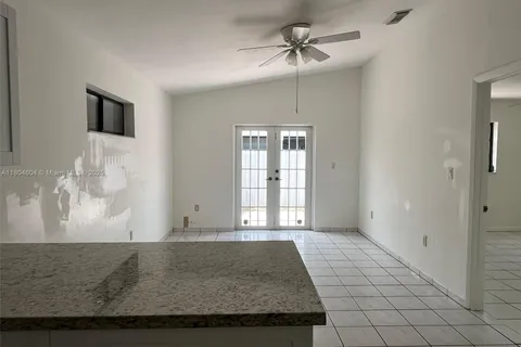 2749 W 72nd St, Hialeah FL 33016