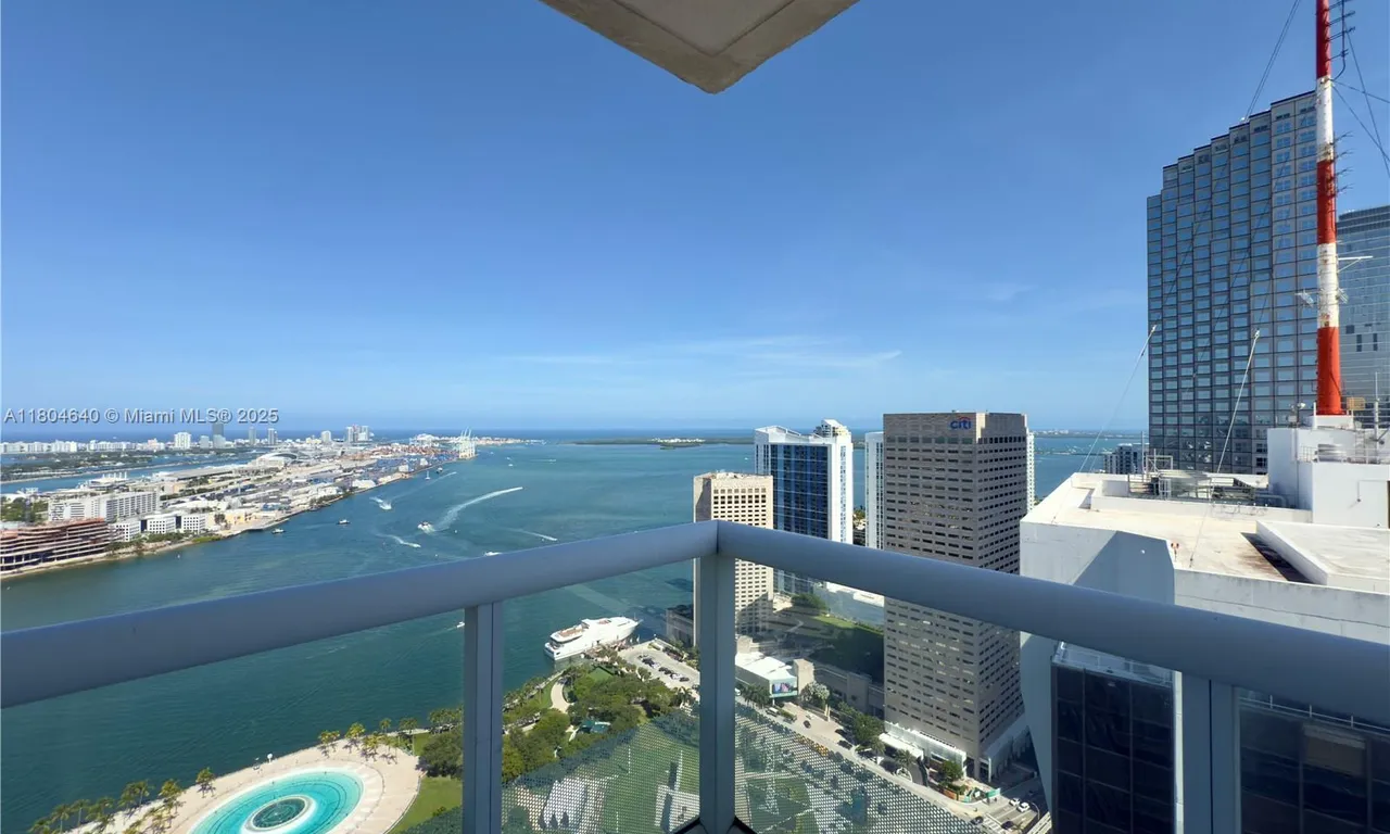 50 Biscayne Blvd # 4810, Miami FL 33132