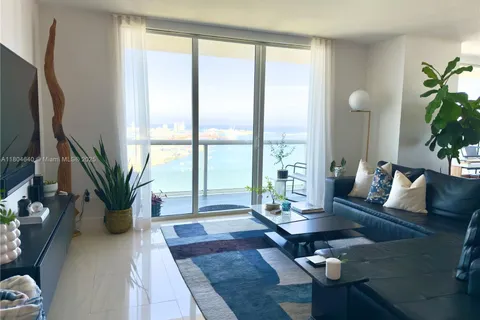 50 Biscayne Blvd # 4810, Miami FL 33132