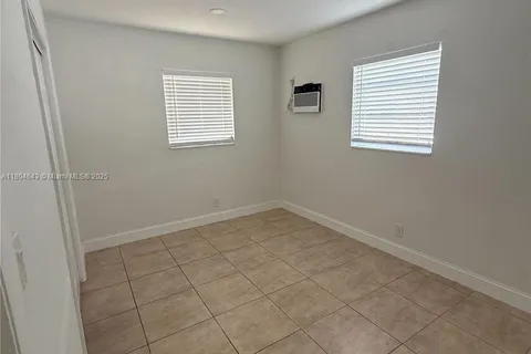 504 NW 7th Ct, Hallandale Beach FL 33009