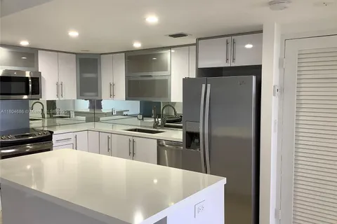150 SE 25 RD # 14H, Miami FL 33129