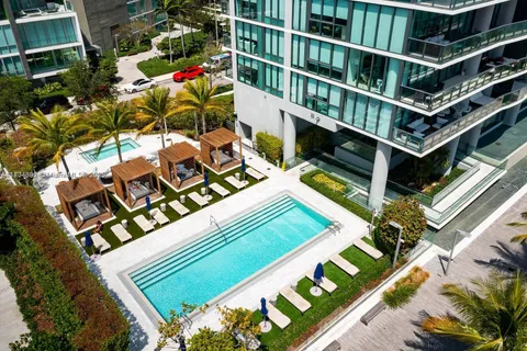 3131 NE 7th Ave # 3702, Miami FL 33137