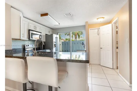 2683 NE 15th St # 2683, Pompano Beach FL 33062