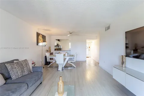 1830 SW 81st Ave # 4418, North Lauderdale FL 33068