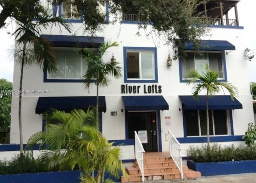 1021 NW 3rd St # 106, Miami FL 33128