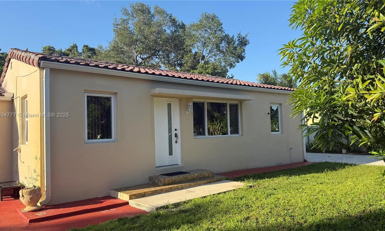 1231 Dunad Ave, Opa-Locka FL 33054