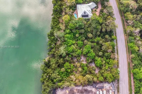 1181 BLUE HILL CREEK DR, Marco Island FL 34145