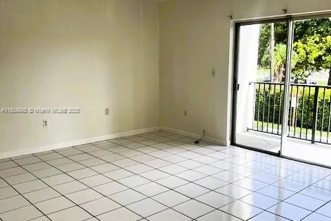 5731 NW 37th St # 206, Virginia Gardens FL 33166
