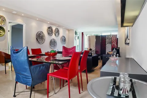 5005 Collins Ave # 212, Miami Beach FL 33140