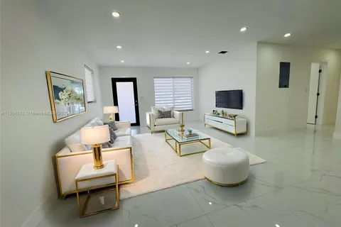 1440 N 71st Ave # 1, Hollywood FL 33024
