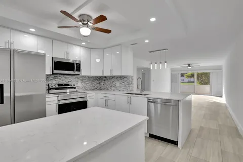 3401 Bimini Ln # E1, Coconut Creek FL 33066