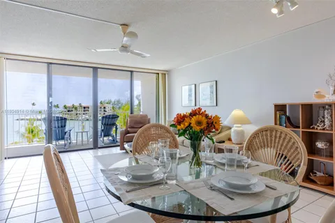 2000 Coco Plum Drive # 301, Marathon FL 33050