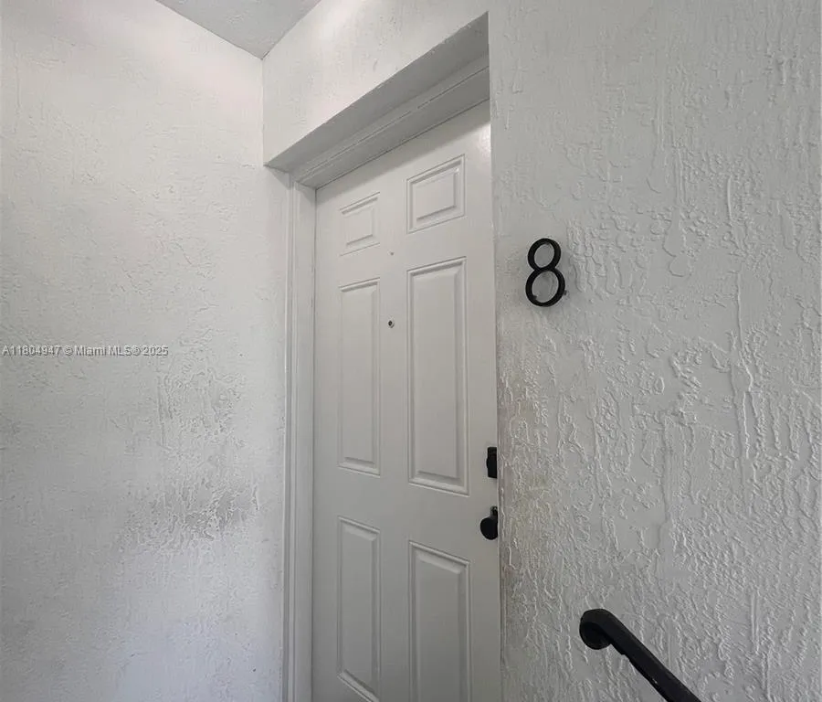 3417 NW 22nd Ave # 8, Miami FL 33142