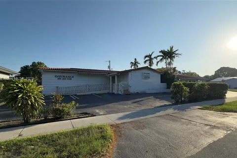 8315 SW 24th St # B, Miami FL 33155