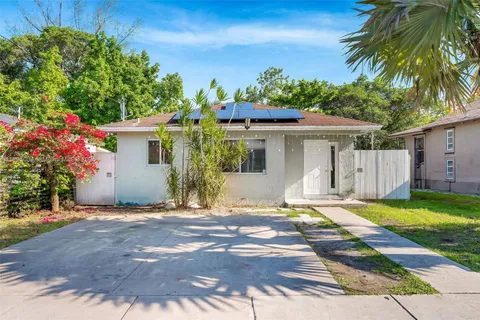 1812 NW 69th Ter, Miami FL 33147