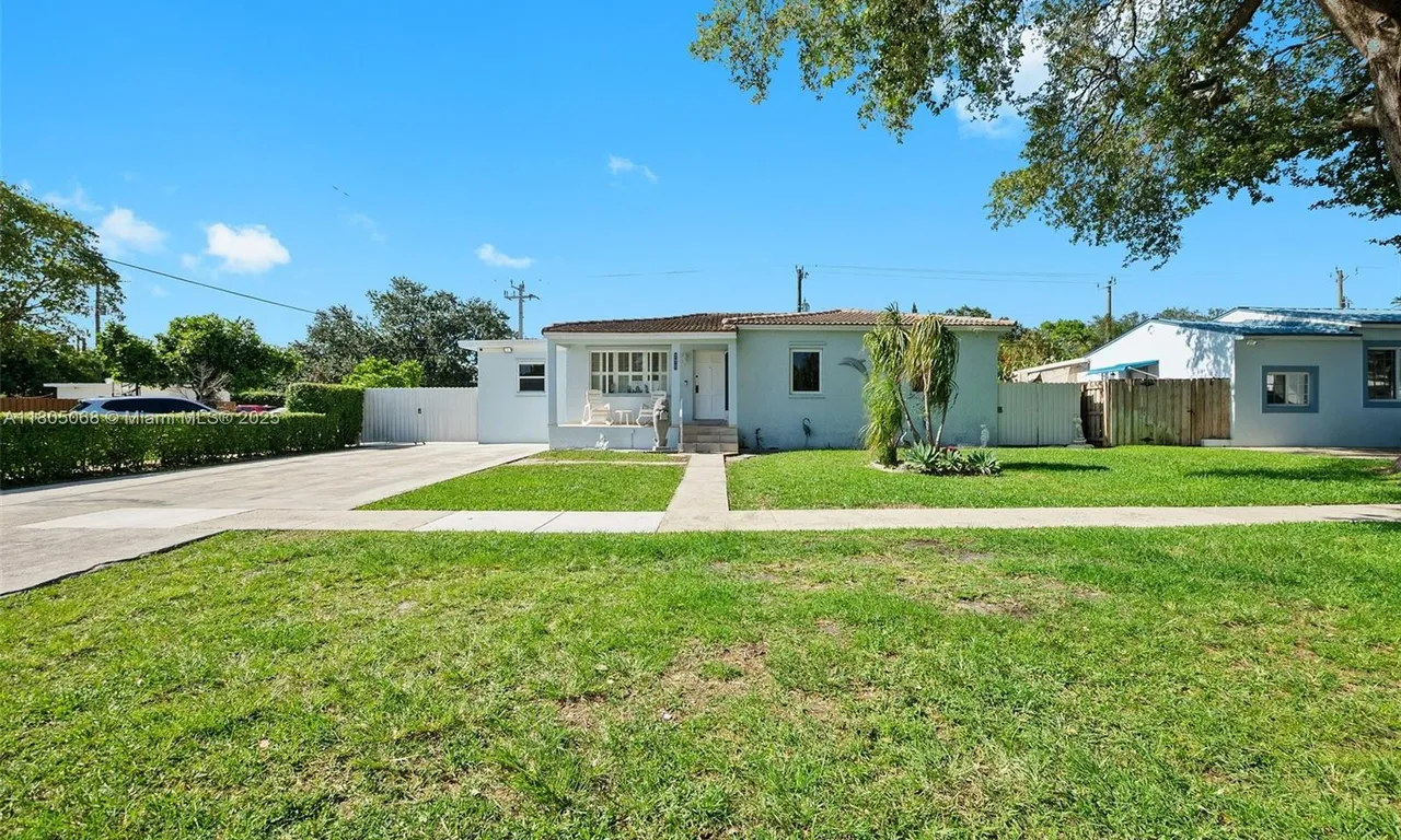 771 Swan Ave, Miami Springs FL 33166