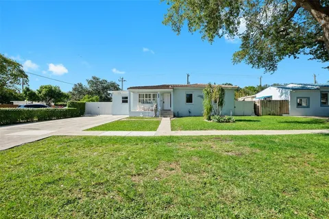 771 Swan Ave, Miami Springs FL 33166