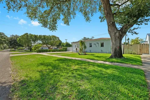 771 Swan Ave, Miami Springs FL 33166