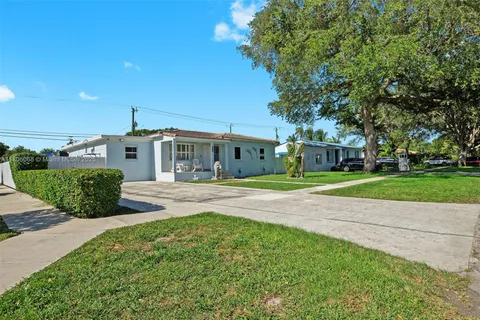 771 Swan Ave, Miami Springs FL 33166