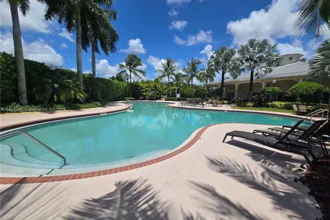 1750 NE 37th Pl, Homestead FL 33033