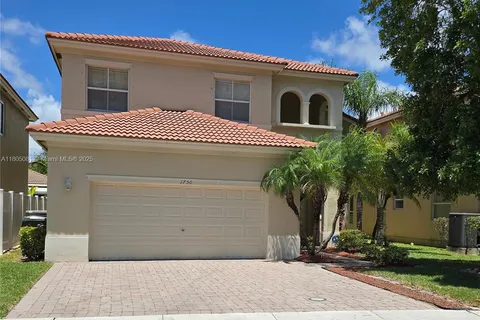 1750 NE 37th Pl, Homestead FL 33033
