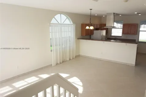 1268 NW 159th # 1268, Pembroke Pines FL 33028