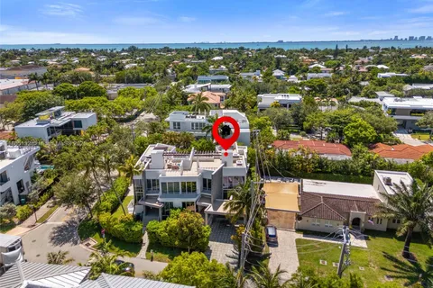 544 Fernwood Rd # 544, Key Biscayne FL 33149