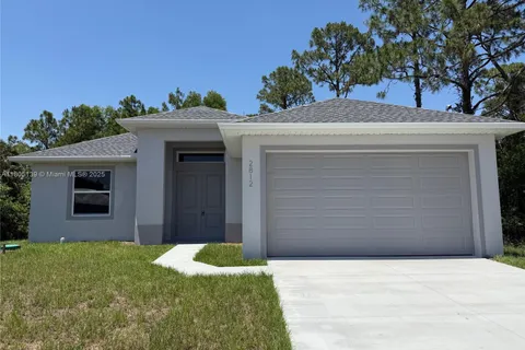 2812 10th St W, Lehigh Acres FL 33971