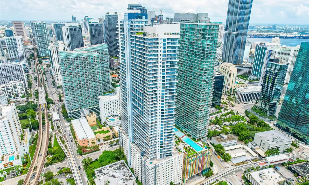 60 SW 13th St # 3416, Miami FL 33130