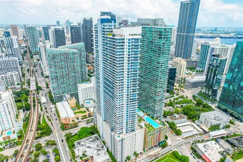 60 SW 13th St # 3416, Miami FL 33130